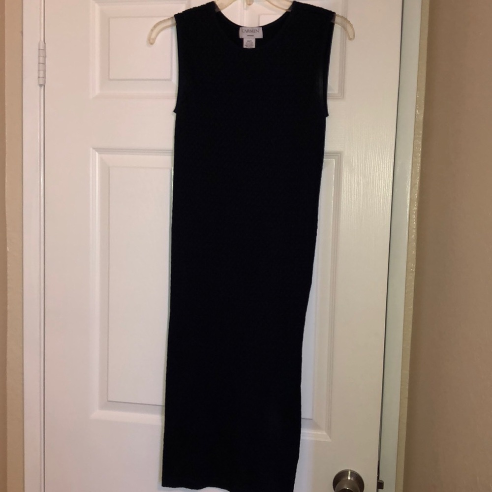 navy blue sleeveless dress